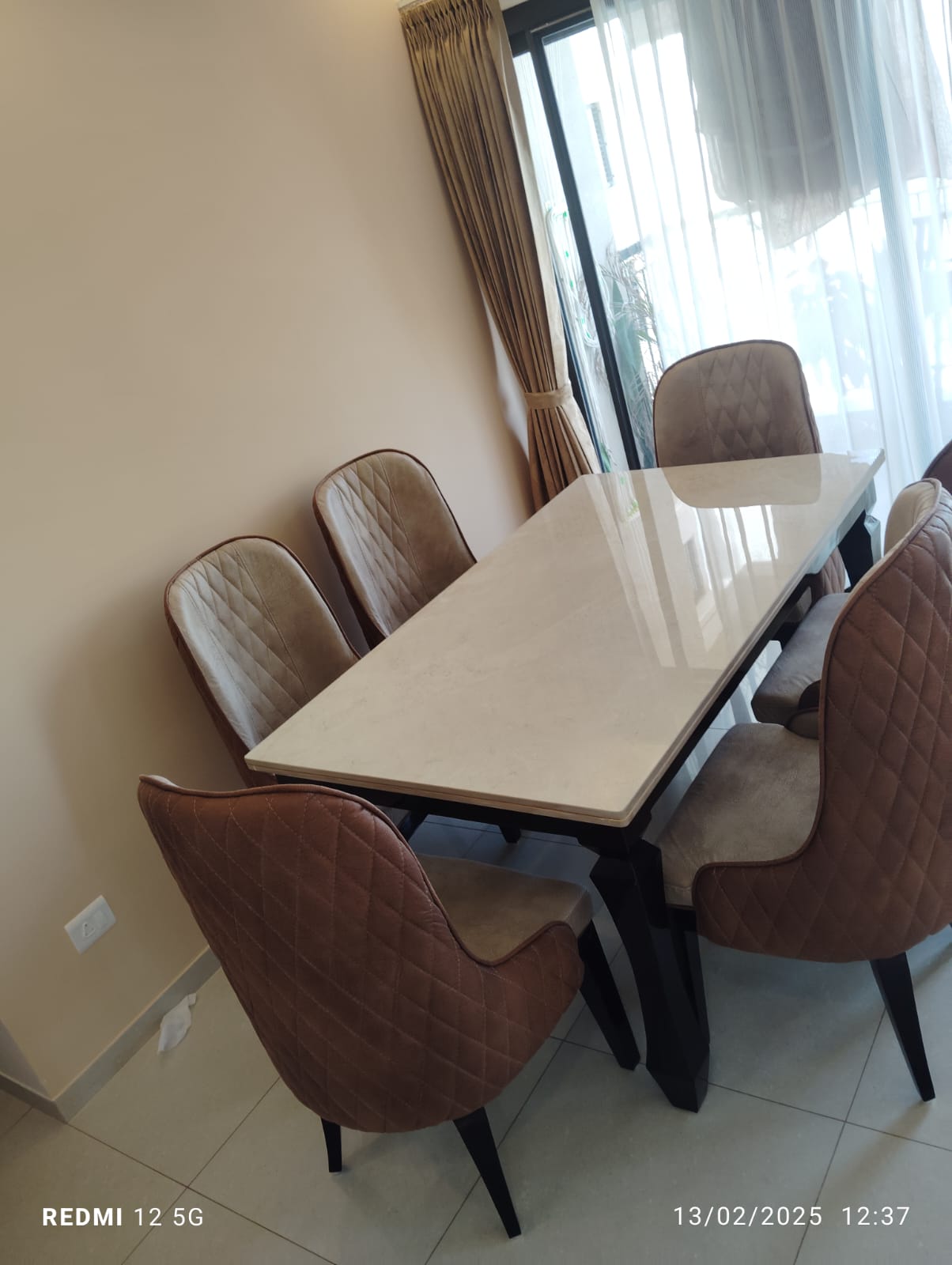 Premium Tile Dining Set (Quilted Brown)
