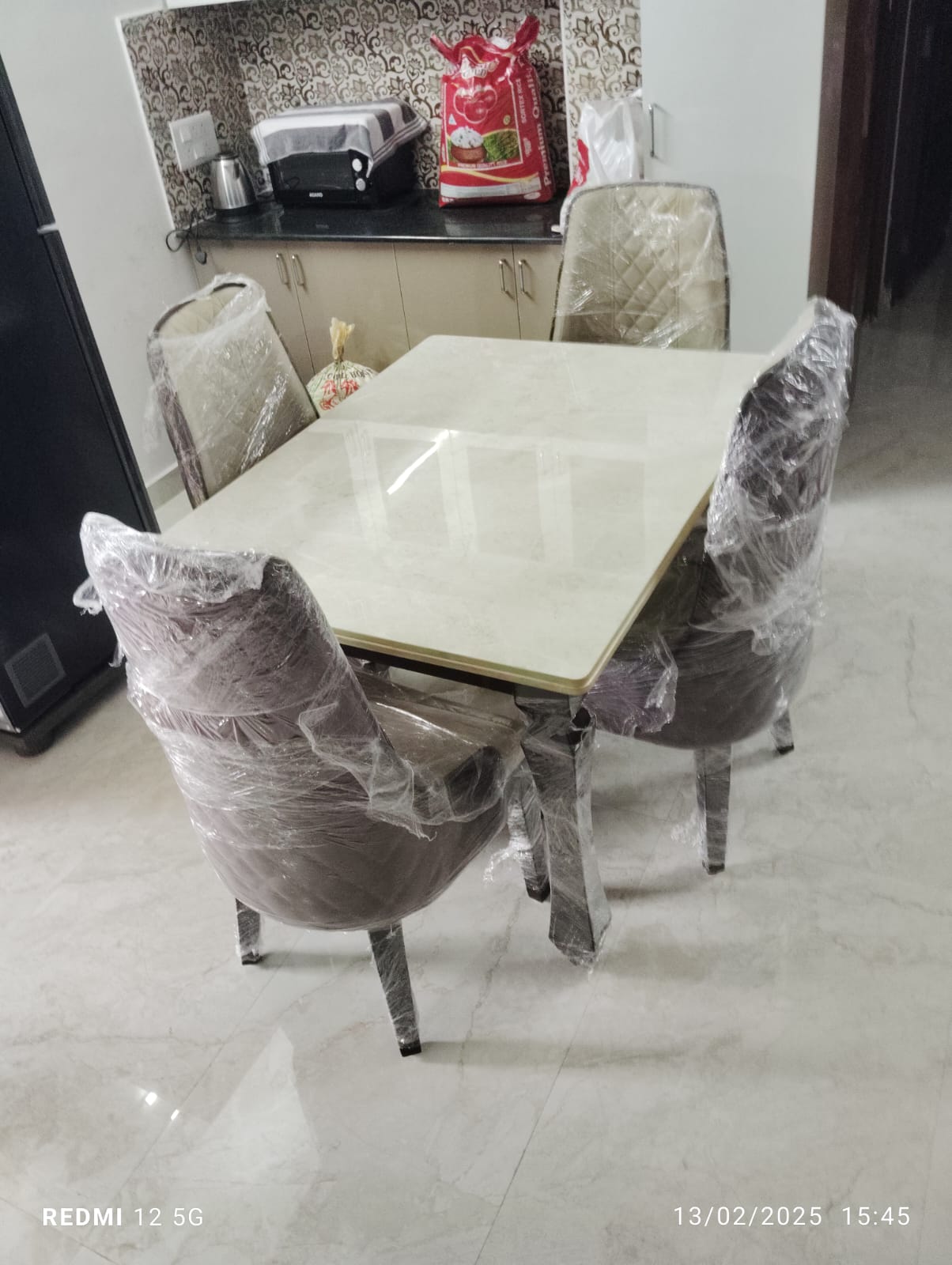 Luxury Tile Dining Set (Charcoal Grey)